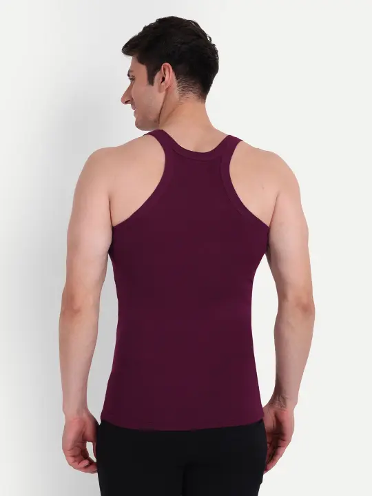 vests16