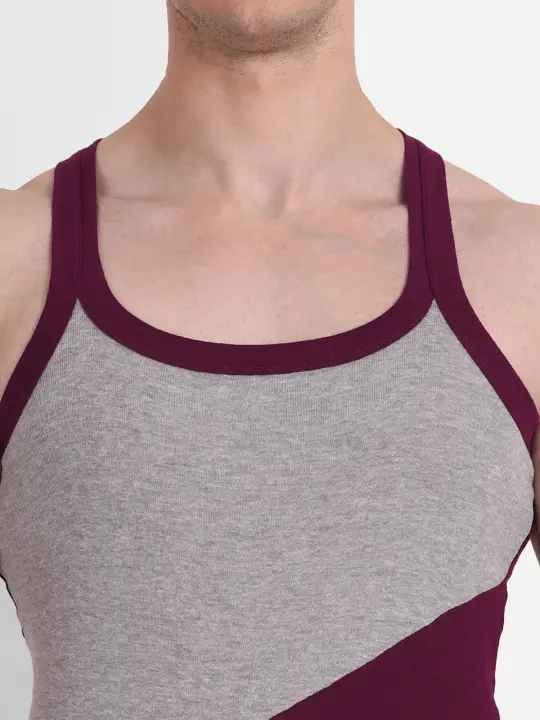 vests17