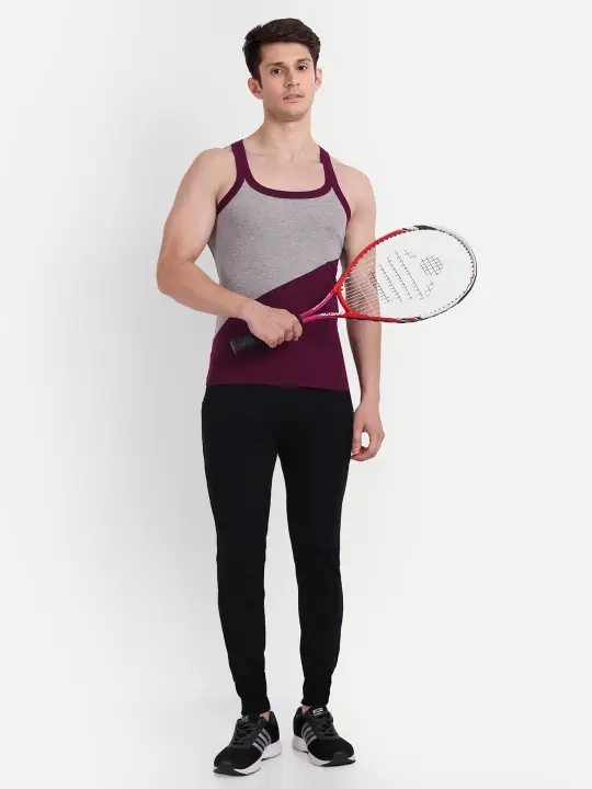 vests18