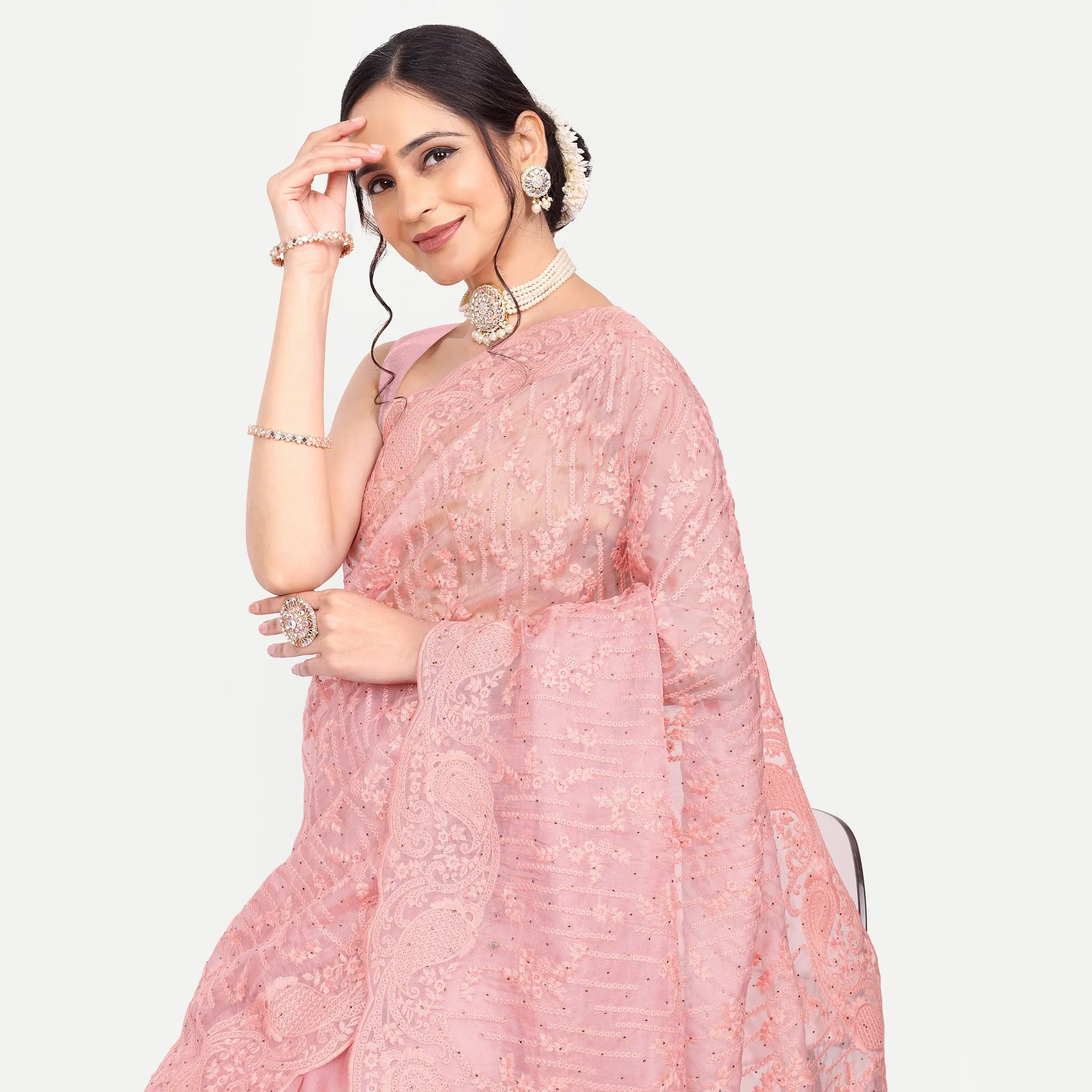 sareewithout blouse 11