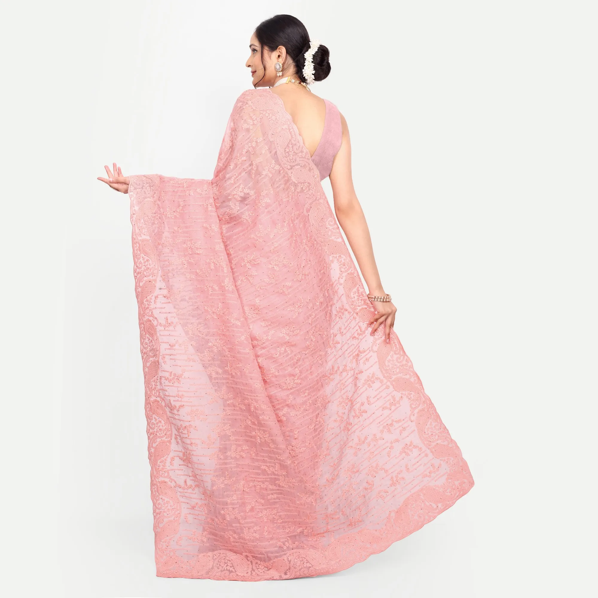 sareewithout blouse 12