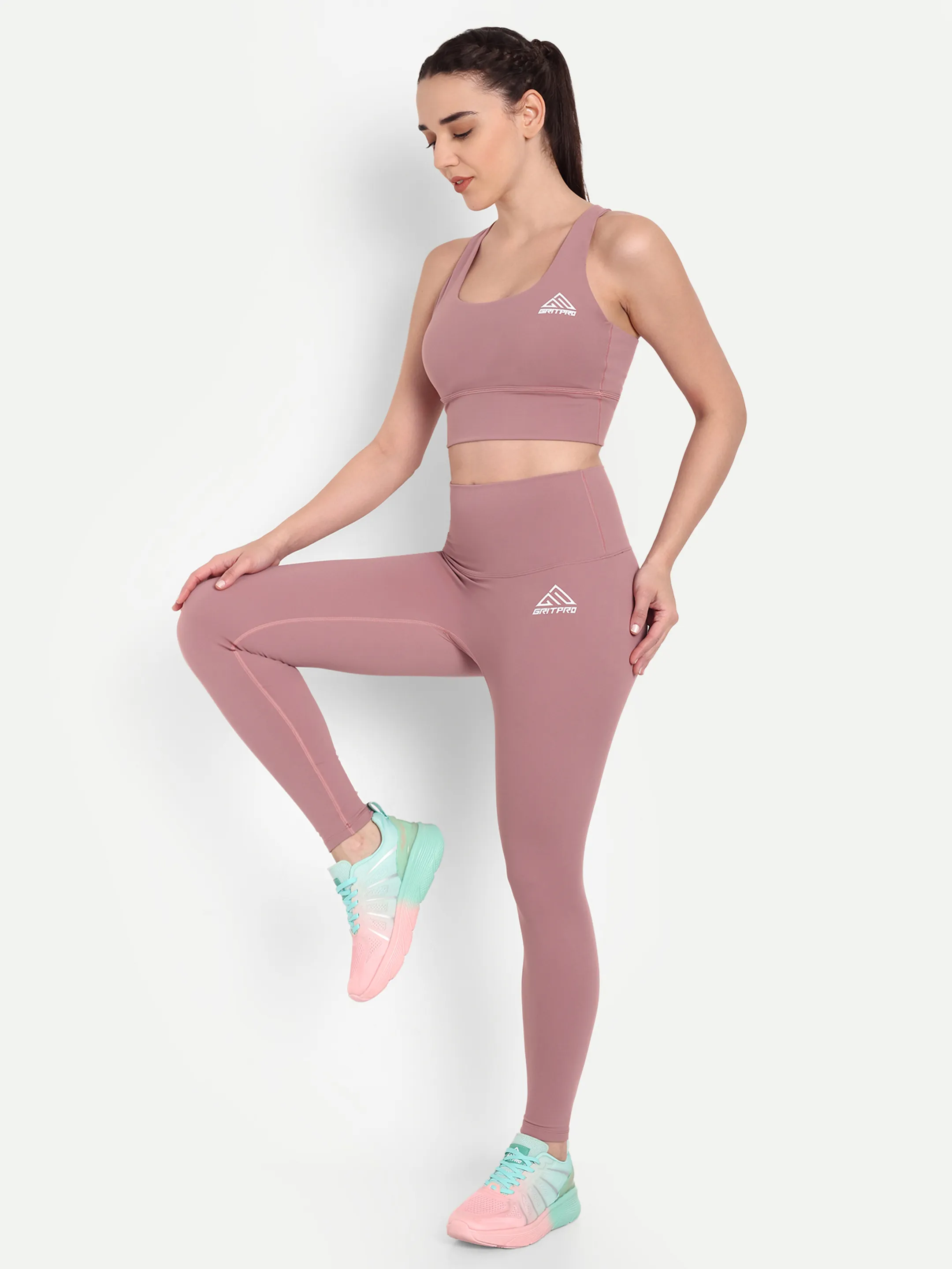 sprots women 18