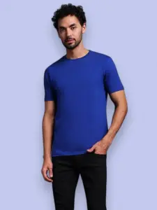 male model for eceommerce shoot