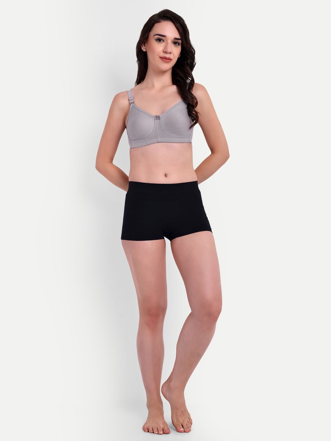 ecomm female shoot