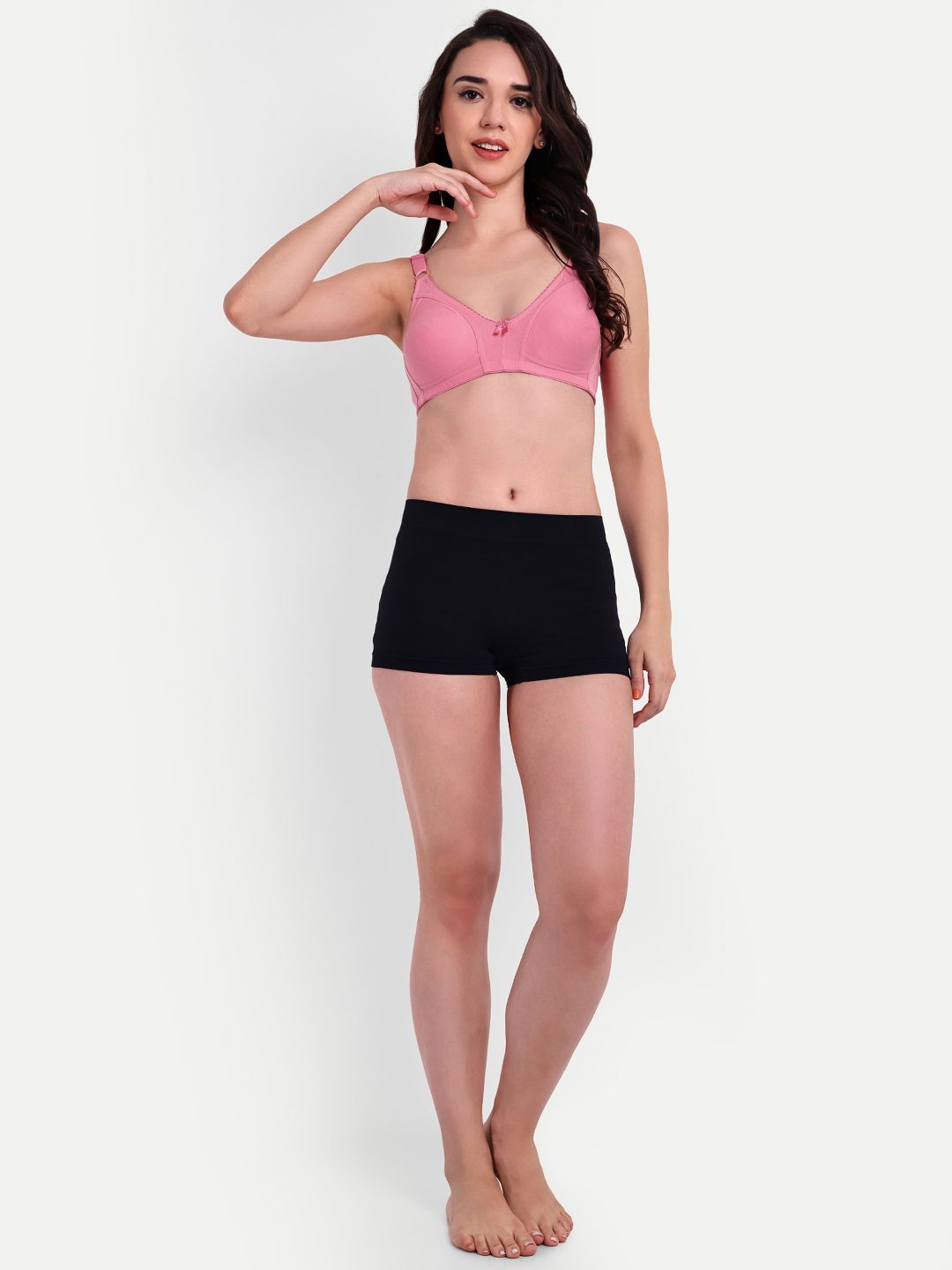 ecomm female shoot