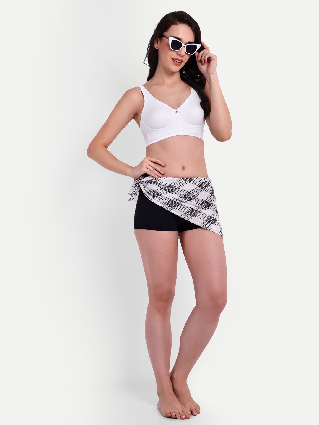 ecomm female shoot