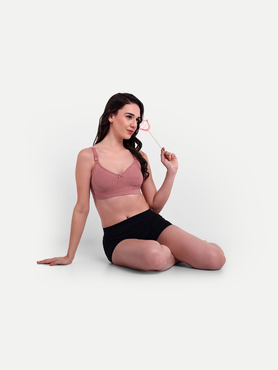 ecomm female shoot