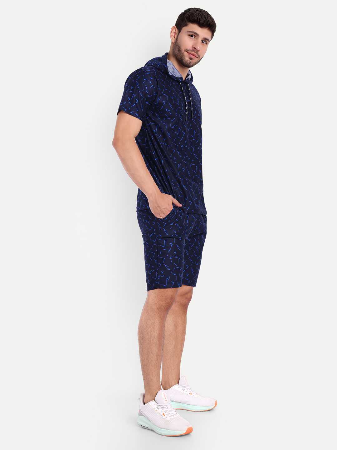 ecomm male shoot