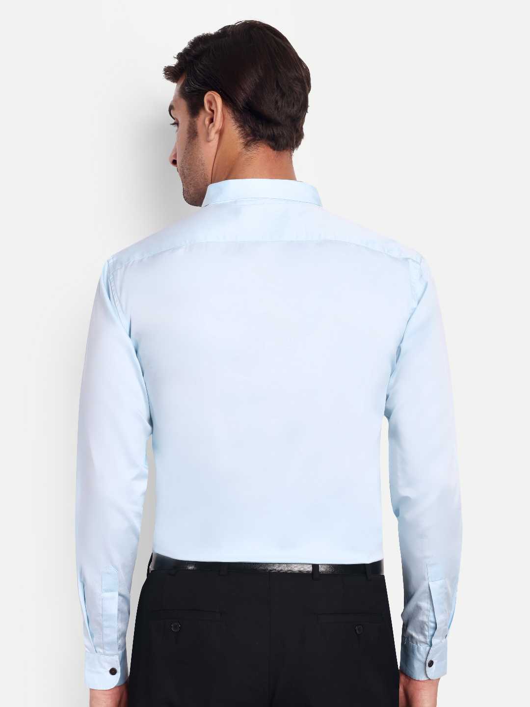ecomm male shoot