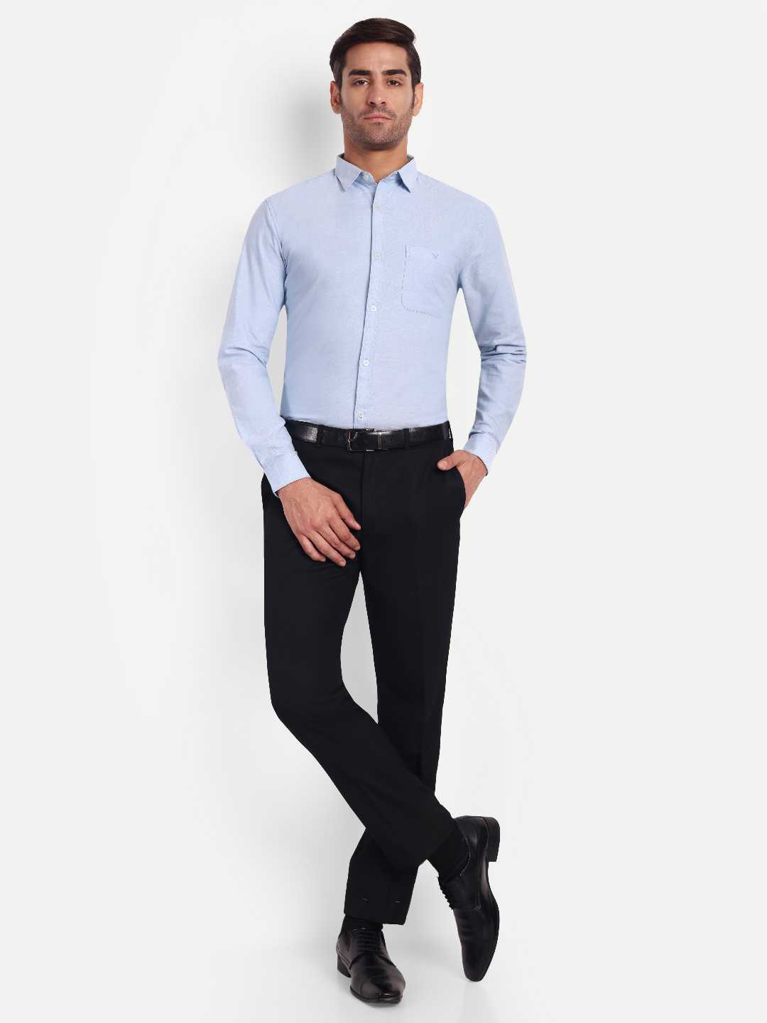 ecomm male shoot